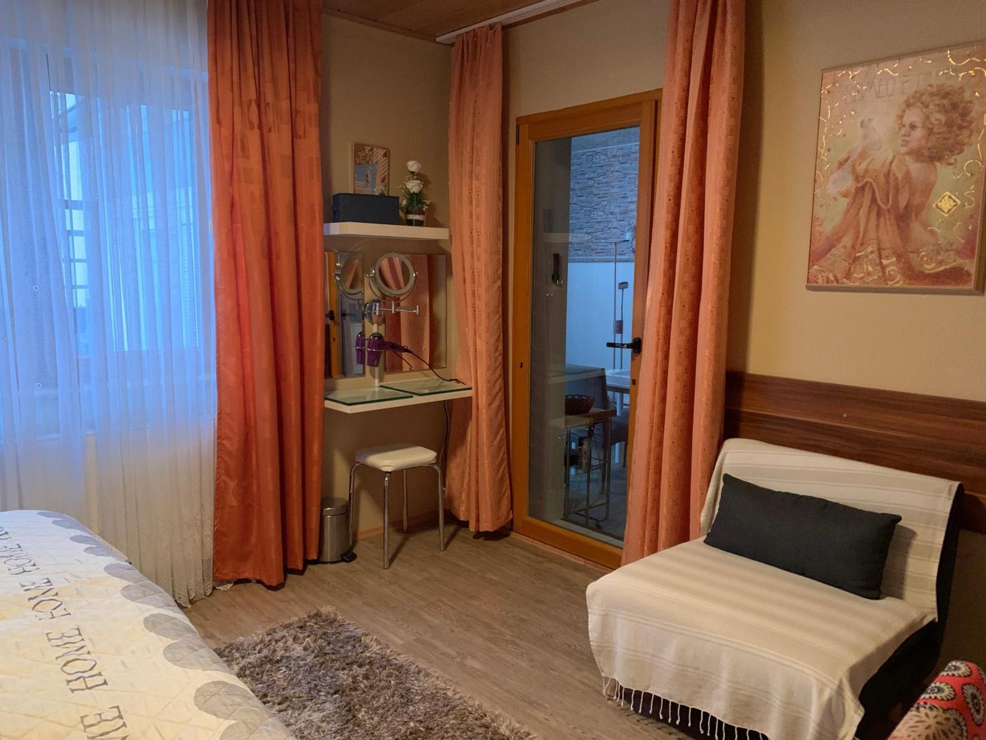 Gaestehaus Monika Hornbach Екстер'єр фото